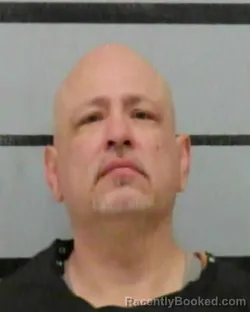 Mugshot of DANIEL R COVARRUBIAS