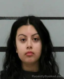 Mugshot of GRACIE ELIZABETH FLORES