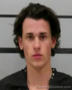 Mugshot of LOGAN GLEN GILBERT