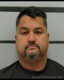 Mugshot of VICTOR GALVAN ROBLEDO
