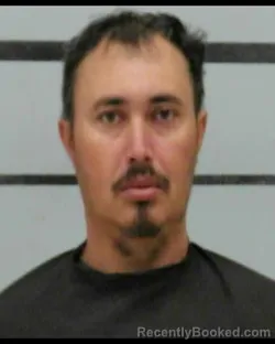 Mugshot of JULIO CESAR MEDINA GIRON