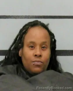 Mugshot of LA'KENDRA DAWN MOORE