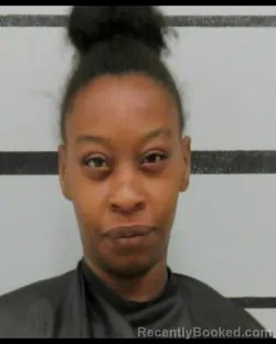 Mugshot of DARSHAUNDA TRENISE RAYFUS booked in Lubbock County, Texas on July 5, 2026