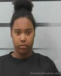 Mugshot of BRENTANAJA SMITH