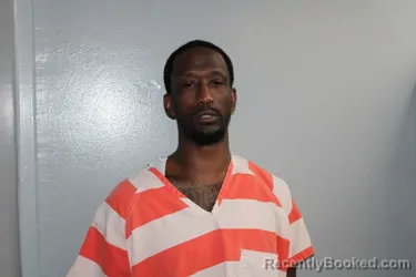 Mugshot of JEMARCUS NATHANIEL TAYLOR booked in Madison County, Texas on April 19, 2026