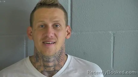 Mugshot of COURTNEY LINDSEY