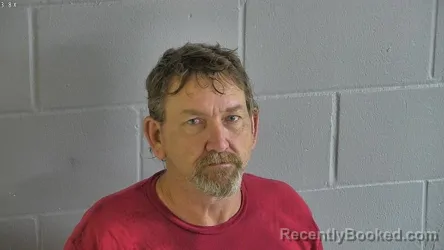 Mugshot of ROBERT WAYNE KIRKLAND booked in Levy County, Florida on May 20, 2026