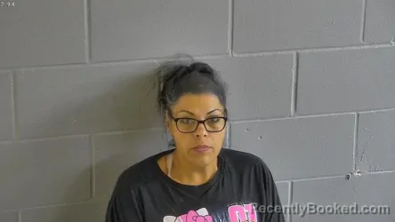 Mugshot of VERONICA MADDOX