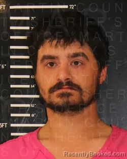 Mugshot of DAKOTA MARSHALL ROBERSON