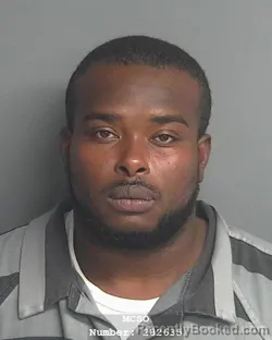 Mugshot of DENNIS BARNES