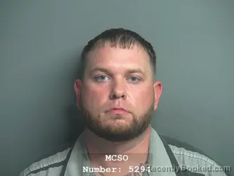 Mugshot of DUSTIN TYLER CARVER