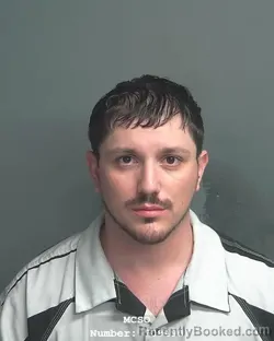 Mugshot of CARLOS DALLAN MANJARREZ-KAISER