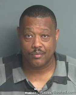 Mugshot of DEMETRIS CLARK
