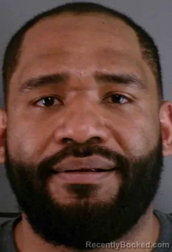 Mugshot of DEMETRICK AUSTIN CROWDER