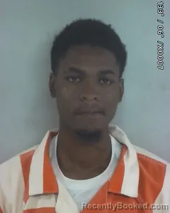 Mugshot of CHARLIE TREVONNE LONG