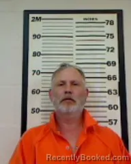 Mugshot of TRAVIS M DAY