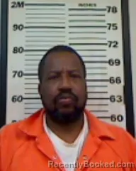 Mugshot of Reginald Deon Fields