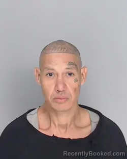 Mugshot of GABRIEL ALEXANDER LOPEZ