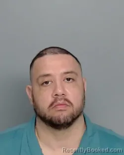 Mugshot of LAURO HERNANDEZ
