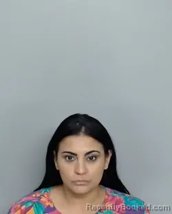 Mugshot of VICTORIA RENEE HERNANDEZ