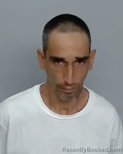 Mugshot of DAVID OMAR GUTIERREZ