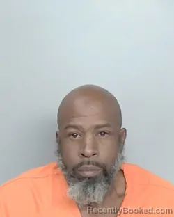 Mugshot of REGINALD DESHAWNE HALL