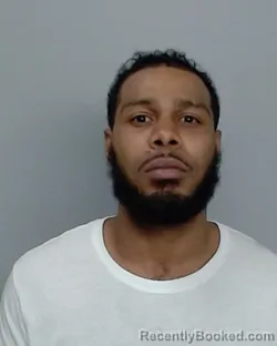 Mugshot of DEVONTRAE LAPHILL HALL