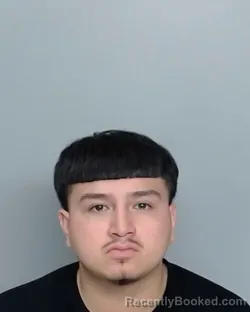 Mugshot of ROGELIO ADRIAN VASQUEZ JR