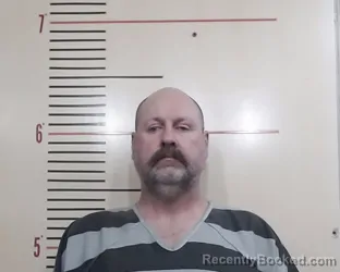 Mugshot of RONAL REIS GLADSON