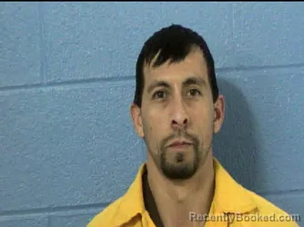 Mugshot of RUBEN CASAS