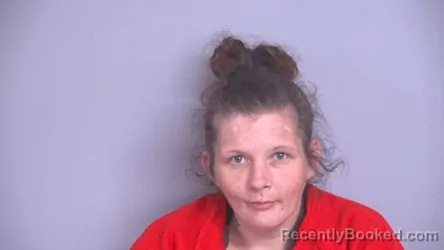 Mugshot of AMBER MARIE COX booked in Bradford County, Florida on April 29, 2026