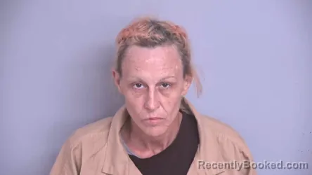 Mugshot of Crystal Gloria Owens booked in Bradford County, Florida on September 29, 2026
