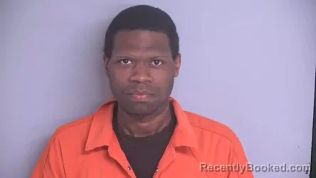 Mugshot of TORELLE LAMONT HENDERSON booked in Bradford County, Florida on April 2, 2026