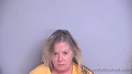 Mugshot of NICOLE ANN SMITH booked in Bradford County, Florida on April 21, 2026