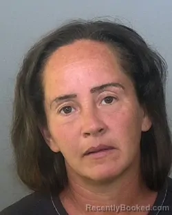 Mugshot of AUTUMN ESPERANZA BURGOS booked in Manatee County, Florida on April 24, 2026