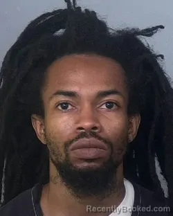 Mugshot of DERRICK LAMONT BROWN booked in Manatee County, Florida on April 3, 2026