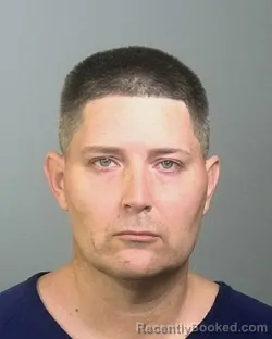 Mugshot of JORDAN M BEARD booked in Manatee County, Florida on May 1, 2026