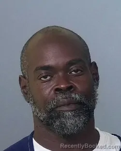 Mugshot of SHELTON EDWARD CUMMINGS booked in Manatee County, Florida on May 19, 2026