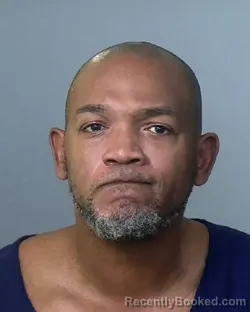 Mugshot of JASON T FARRIOR booked in Manatee County, Florida on April 1, 2026