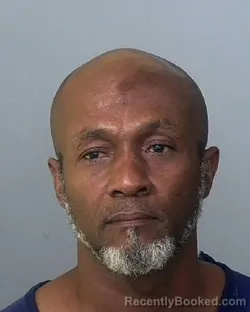 Mugshot of SOLOMON FRAZIER booked in Manatee County, Florida on May 11, 2026