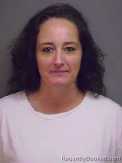 Mugshot of TRACY LYNN GOLDEN