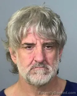 Mugshot of JEFFREY M HOPPE