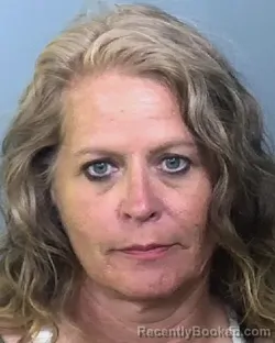 Mugshot of BECKY LEE MCCUMBER booked in Manatee County, Florida on March 31, 2026