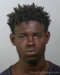 Mugshot of DONTAVIOUS DEVONTE MCMILLAN booked in Manatee County, Florida on May 18, 2026