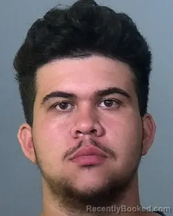 Mugshot of ELIAS MUNIZ booked in Manatee County, Florida on April 1, 2026