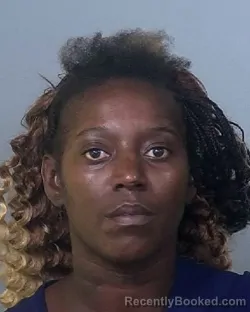Mugshot of JANAE LATIECE MURRAY booked in Manatee County, Florida on April 29, 2026
