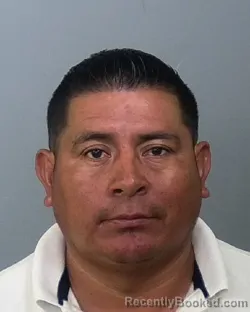 Mugshot of EDWIN FLORENCIO PEREZ-RIVERA booked in Manatee County, Florida on May 9, 2026