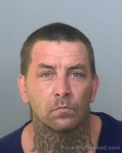 Mugshot of ERIC DWAYNE RAMOS booked in Manatee County, Florida on April 2, 2026