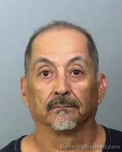 Mugshot of RICARDO ROJAS booked in Manatee County, Florida on April 30, 2026
