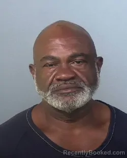 Mugshot of WAYNE SUNNY ROBINSON